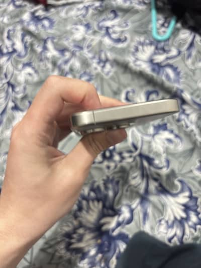 I phone 15 pro non pta