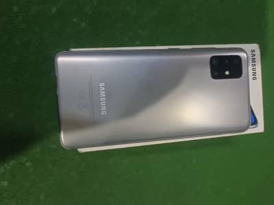 display LCD broken  phone with box. all ok mobile on condition