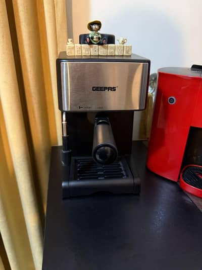 Geepas 15 bar coffee and espresso machine