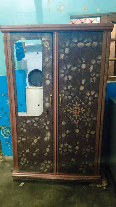 lohy ki almari or shokes