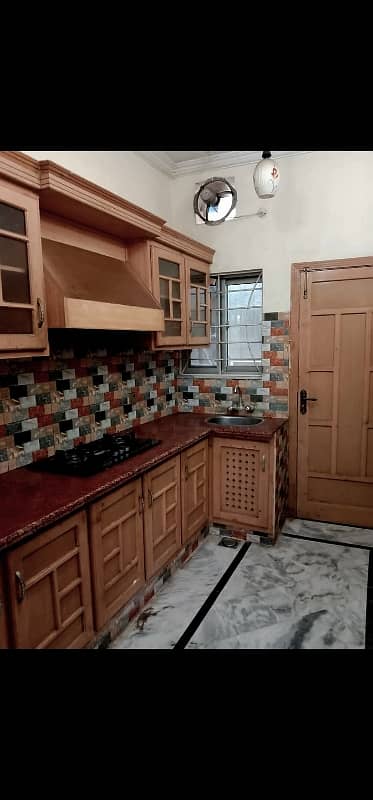 25x40 4 Marla used house for Sale G-13/1