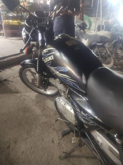 Suzuki GS150