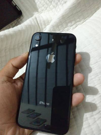 Iphone XR 64 gb  03244405911