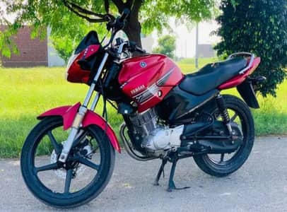 Selling Yamaha YBR Lush Condition