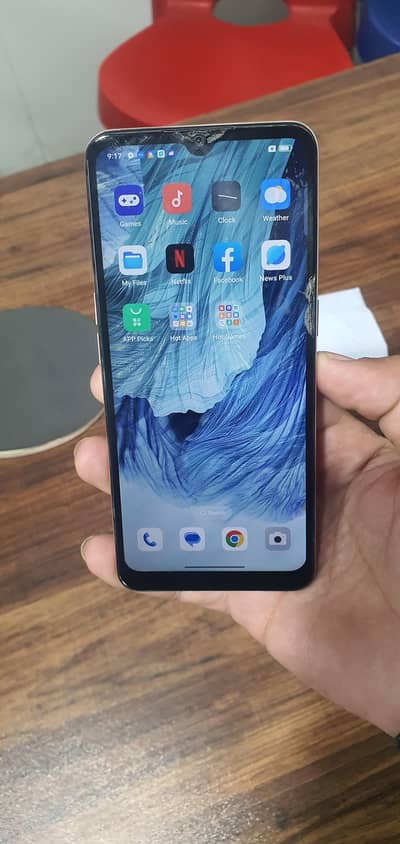 oppo f17 128gb dual sim touch little crack