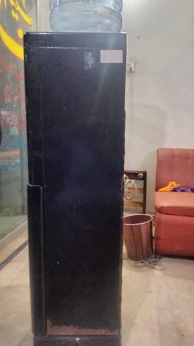 ڈسپنسر سیل کرنا ہے