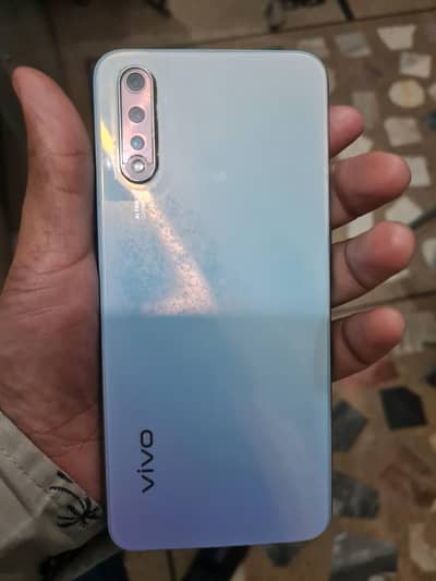 s1 vivo 10/8 with box