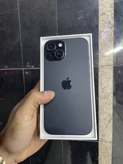 Iphone 15 factory unlock with box 