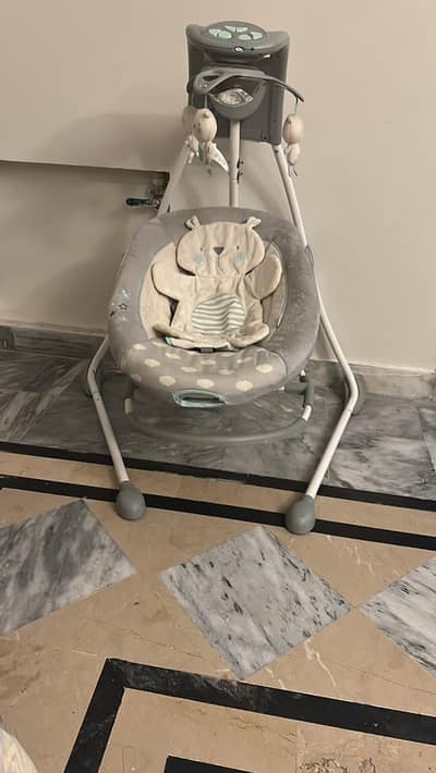 INGENUITY BRAND SWING in fully functional condition