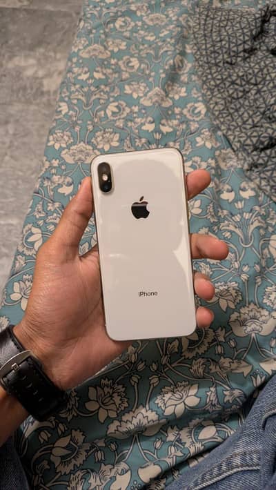iPhone X 64GB (PTA Approved) – Urgent Sale, Good Condition