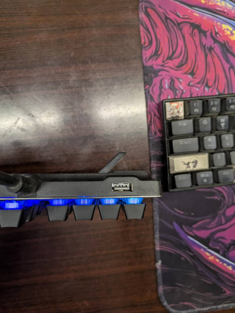 Logitech & Cooler master 6