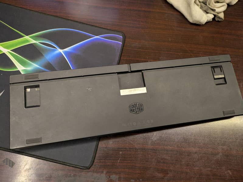 Logitech & Cooler master 8