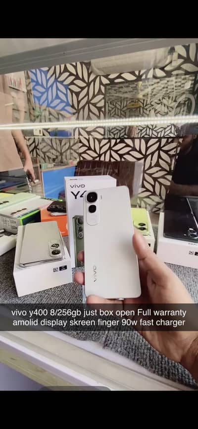 vivo y400
