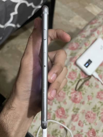 IPHONE 6 Non factory unlock