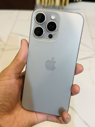 I phone 15 pro Max 256  Factory  unlock 99% Battery health