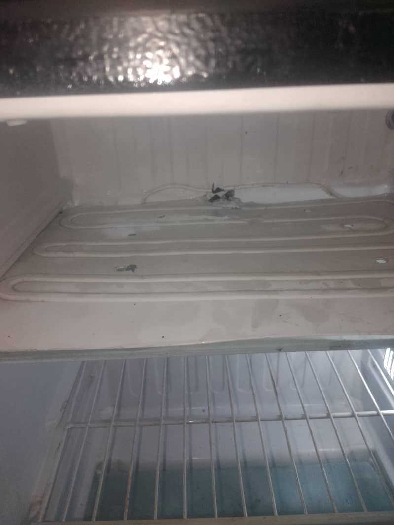 روم فری جو کہ گڈ کولنگ ورکنگ 1