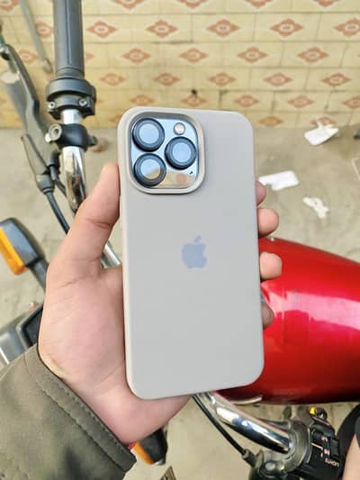 iPhone 13 pro pta Approved