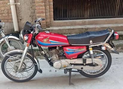 Honda 125 for Sale Call 03405796364
