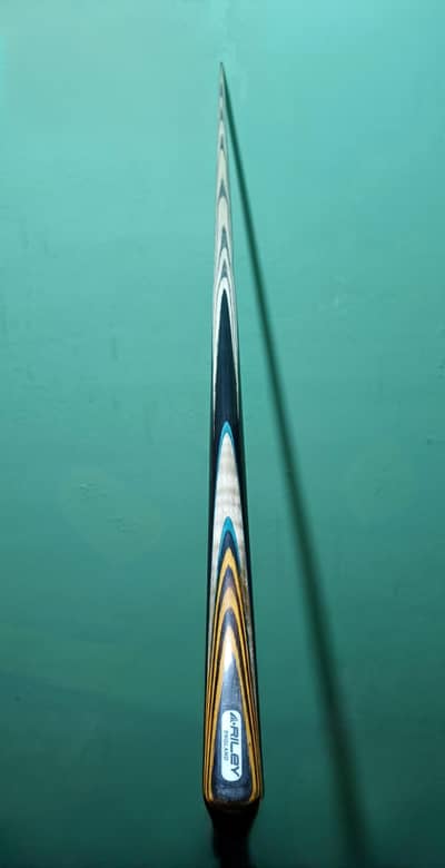 Snooker cue Riley