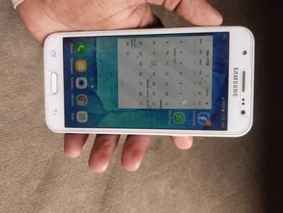 Samsung J5