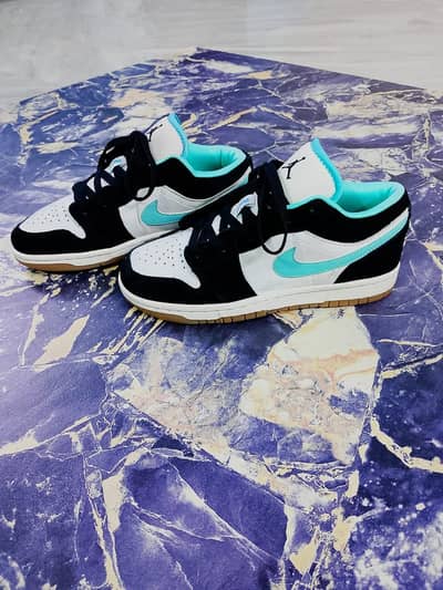 made in vaitnam shoes