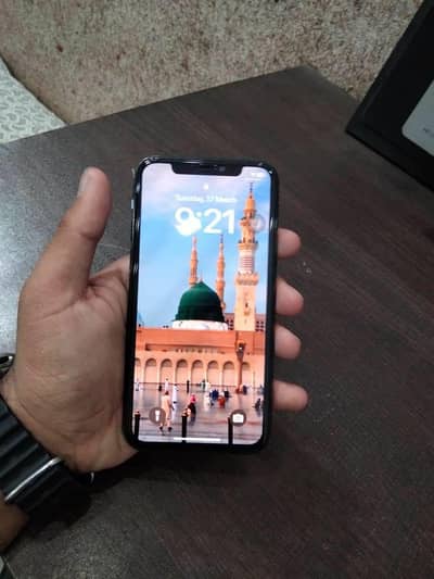 10 /10 Condition IPHONE 11  Pro