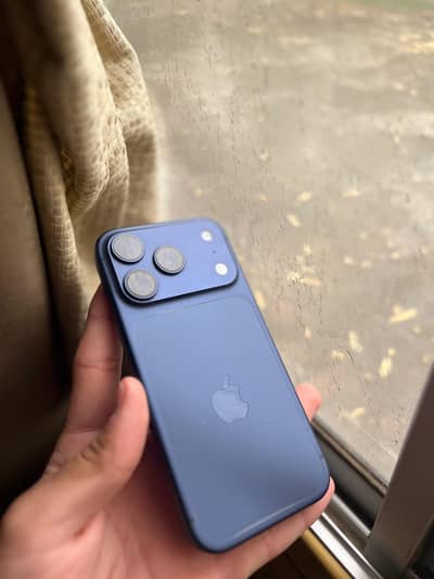 Iphone 17 pro(Non PTA)