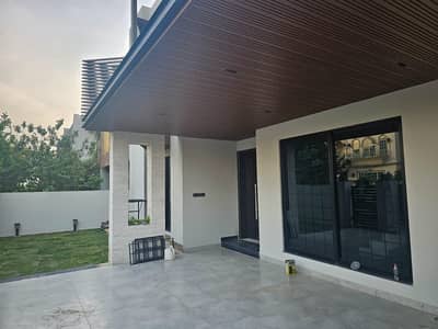 G9 40*80,Brand New Corner Double Storey House Front Open With Land