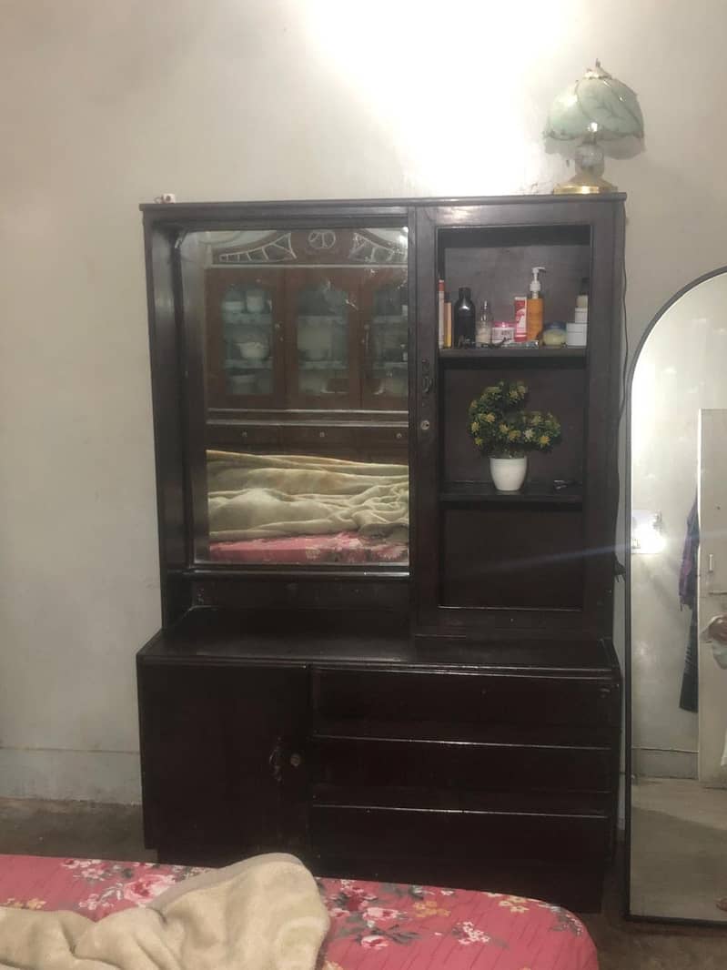 dressing table 1
