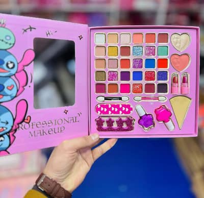 professional makeup kit multicultural high coverage glowy