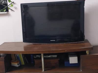 SAMSUNG LCD FOR SELL