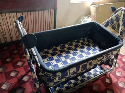 Foldable cradle (Jhoola) for newborn