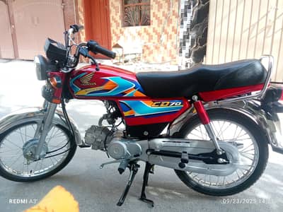 Honda CD 70 2025