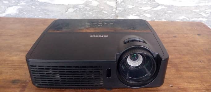 InFocus IN116 Projector | Excellent Condition | Full Setup