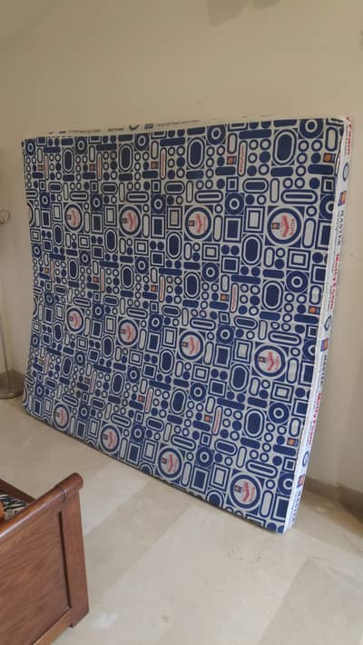 Master Moltyfoam King Size Mattress Sale at almost 50% Discount