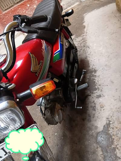 first owner Honda 70 2013 modl for sale lush condition