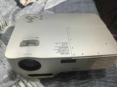 NEC NP60 PROJECTOR