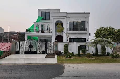 1 Kanal Basement House Is Available For sale In Phase 8, Block V, DHA Lahore