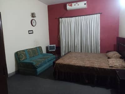 1 Furnished Room In 1 Kanal Lower Portion With A Kitchen Space Is Available For Rent In DHA Phase 4