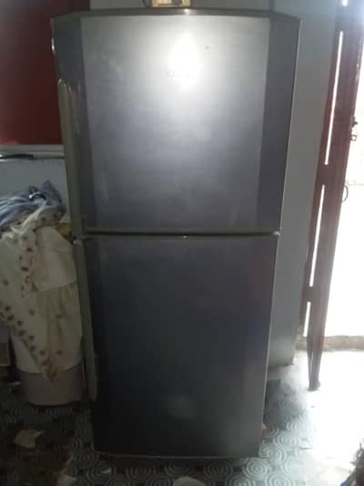 Heria conpni fridge bilkul ok FSD d type coolni 03038356796