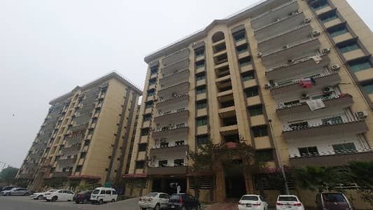 3 Beds Brand New 11 Marla Ideal Location Apartment For Sale In Sector B Askari 11 Lahore.