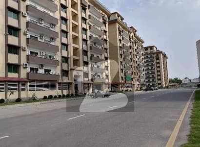 Brand New 3 Beds 11 Marla Ideal Location Apartment For Rent In Sector B Askari 11 Lahore.