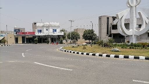 Residential Plot In Lyallpur Avenue For sale