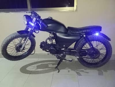 Good condition modified to Cafe racer 70