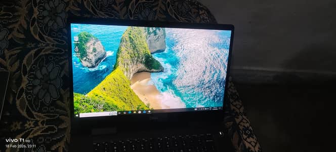 Dell Inspiron 7573 corei7 8th generation laptop