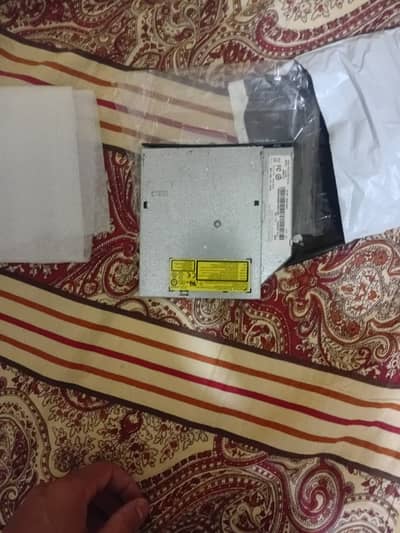 New CD and DVD Rom contact on whatsapp 03047382932