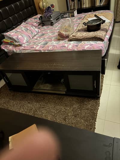 Tv console table with drawers