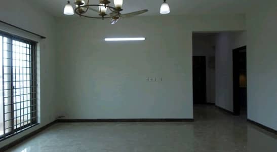 Askari 11 - Sector B Apartments 10 Marla Flat Up For rent