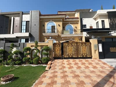 Good 10 Marla House For Sale In Formanites Housing Scheme - Block N