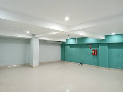 08 MARLA BASEMENT WITH LIFT EXCELLENT LOCATION